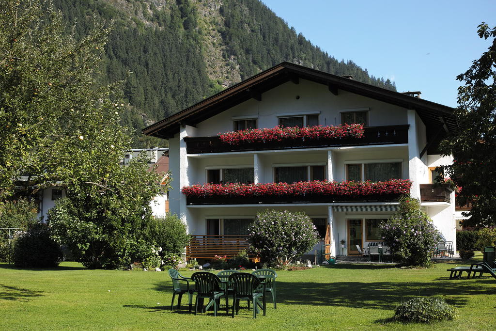 Gaestehaus Ahornblick 메이른호픈 외부 사진