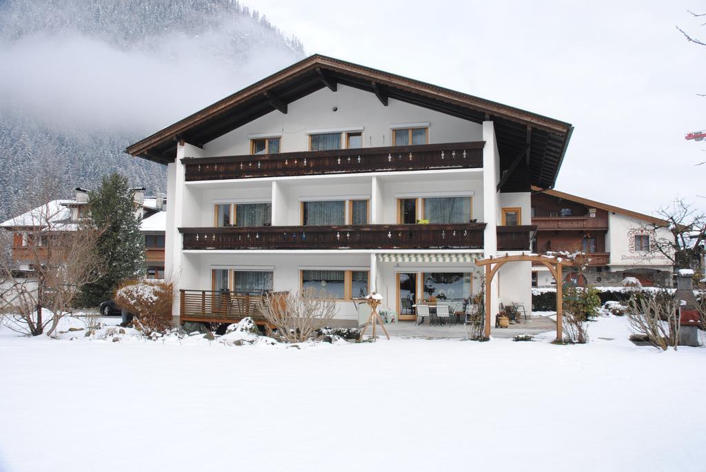Gaestehaus Ahornblick 메이른호픈 외부 사진